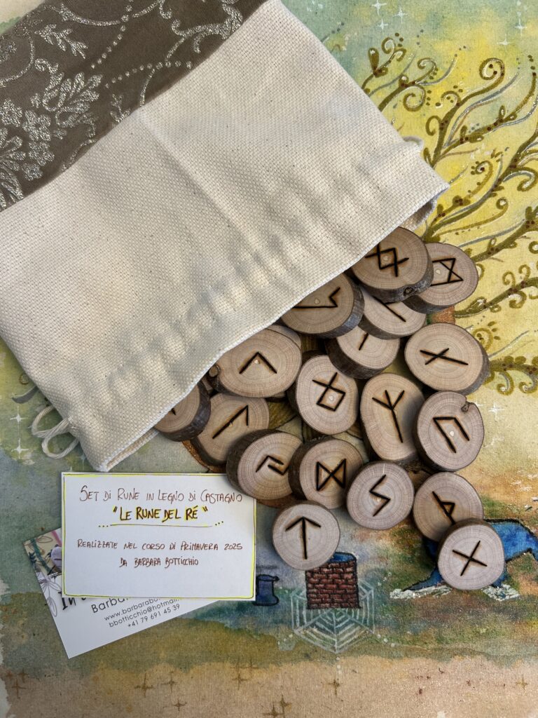 Rune in legno di castagno, "Le rune del Re"